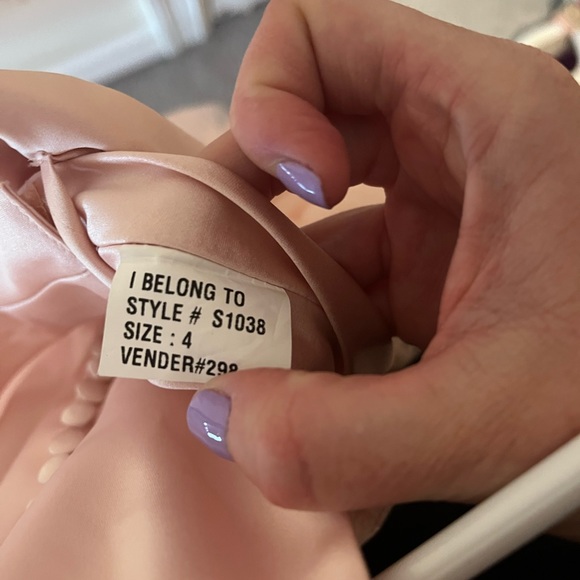 Gorgeous flower 🌸 girl dress size 4T - Picture 2 of 4